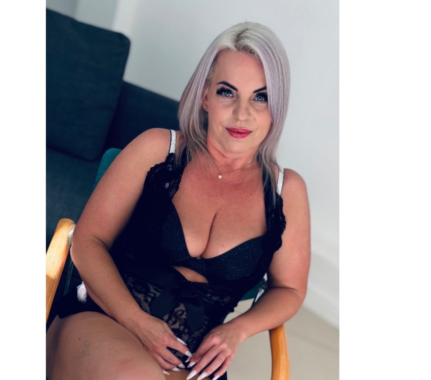 Escorts West London Hillingdon - Photos for 💗Luna💗 Back to West Drayton for short term 💗