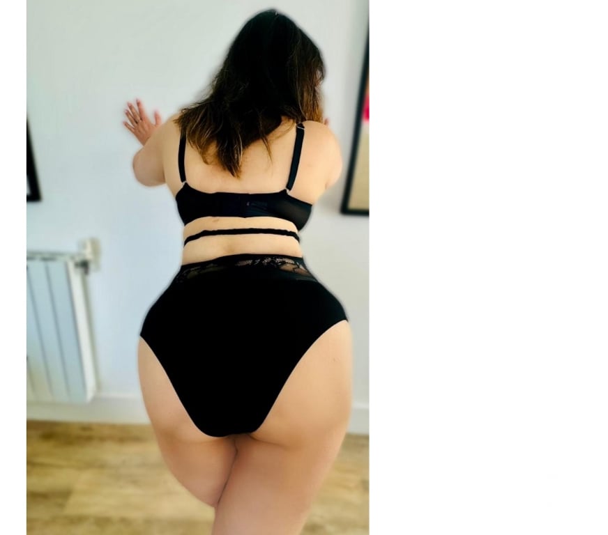 Escorts Hertfordshire Watford - Photos for Pakistani and European mix ❤️