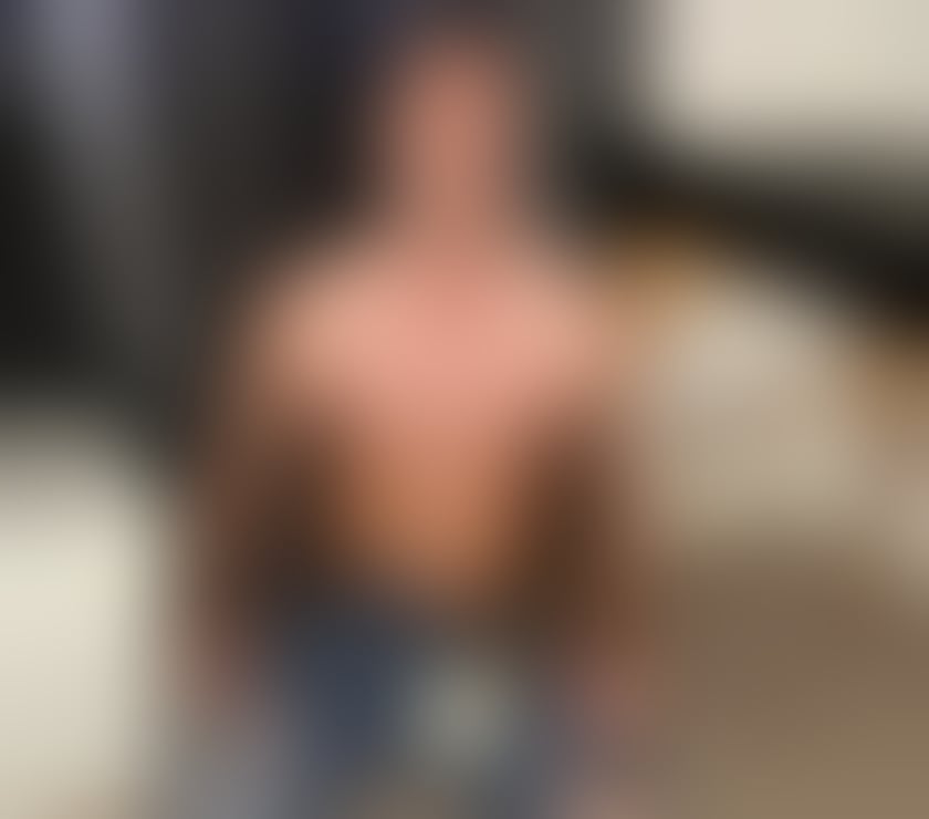 Escorts Buckinghamshire Milton Keynes - Photos for Male to Male Erotic Masseur Call In or Out