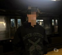 Looking for discreet partner