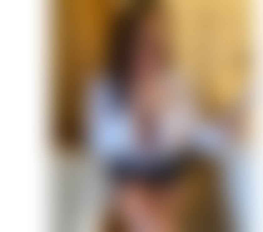 Escorts West Berkshire Farnborough - West Berkshire - Photos for British Busty Filthy Milf! One week only! Cash or card x