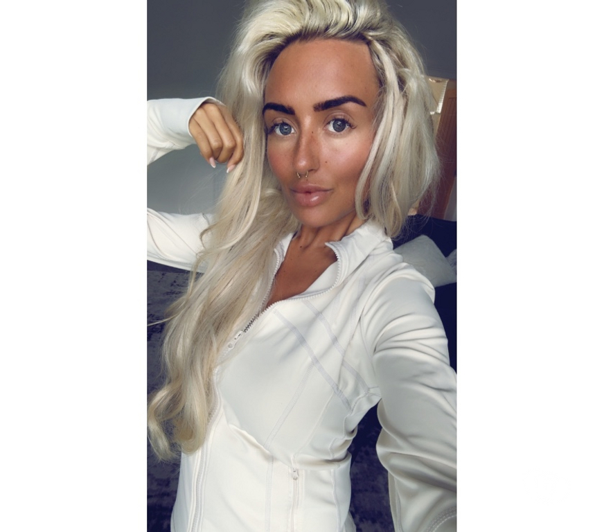 Adult Entertainment Greater Manchester Manchester - Photos for ELLIE MAY - YOUR NEW, FAVOURITE DISTRACTION 💭 💋