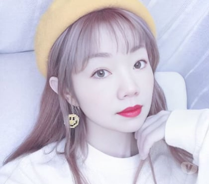 Photos for Amazing £30 30min - 4 Hand Massage Available