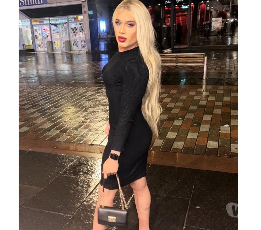 Trans Escorts West Yorkshire Leeds - Photos for Victoria P.A.R.T.Y