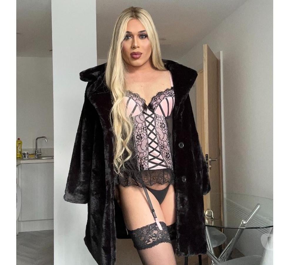Trans Escorts West Yorkshire Leeds - Photos for Victoria P.A.R.T.Y