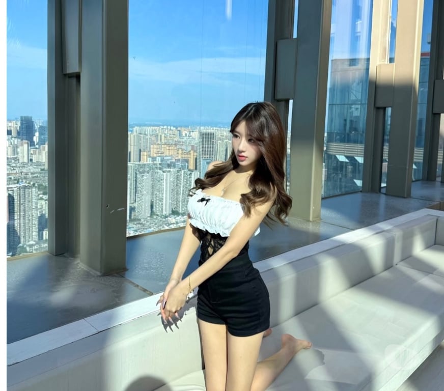 Escorts Central London Chinatown - Central London - Photos for Sexy student in central London