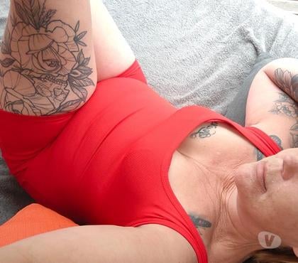 Escort Burton-on-Trent East Staffordshire - Photos for English blonde massage, worn items