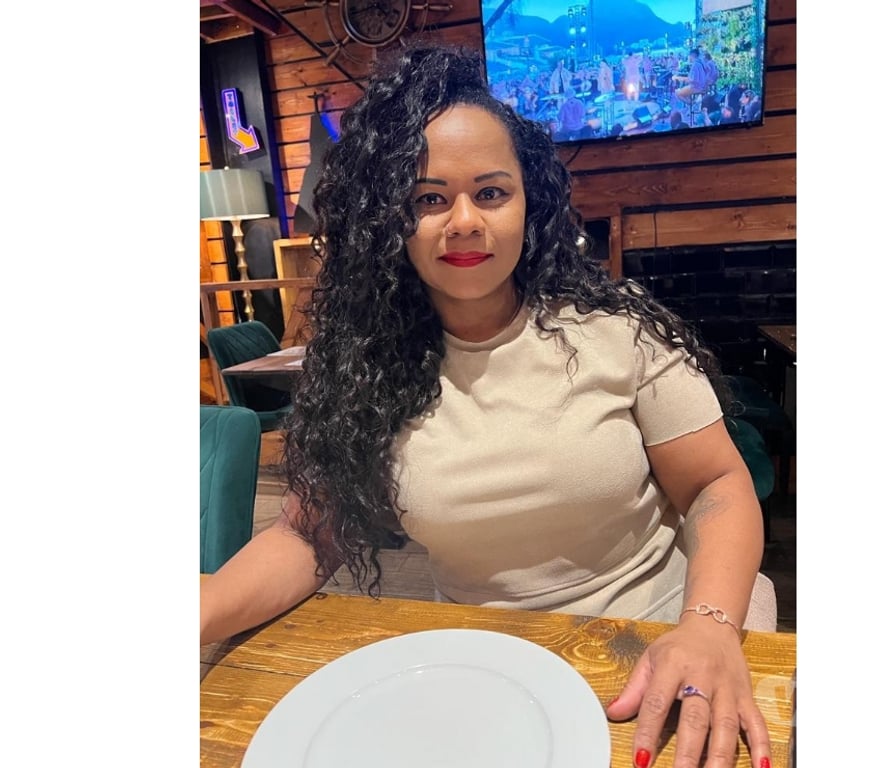 Escorts West London Hillingdon - Photos for Fabiana girl of Brazilian party Very experiência