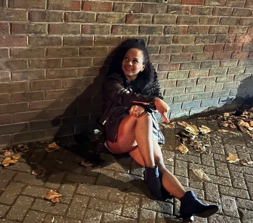 Escorts West London Hillingdon - Photos for Fabiana girl of Brazilian party Very experiência