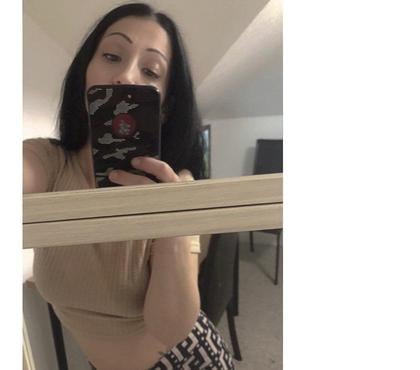 Escort Ealing Broadway West London - Photos for Laura the best escort & party girl dont miss out