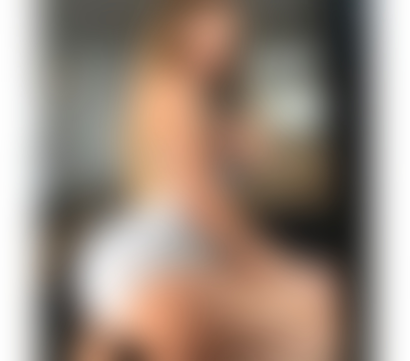 Escorts and Massages Bradford City Centre Bradford - Photos for 🍑SOFY🍑 BEST BJ PARTY GIRL
