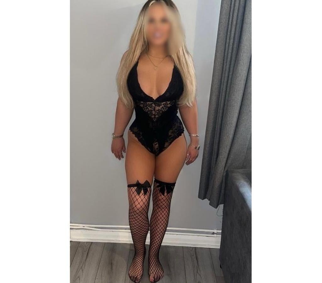 Escorts Nottinghamshire Nottingham - Photos for British beauty bombshell….. Ready and waiting …