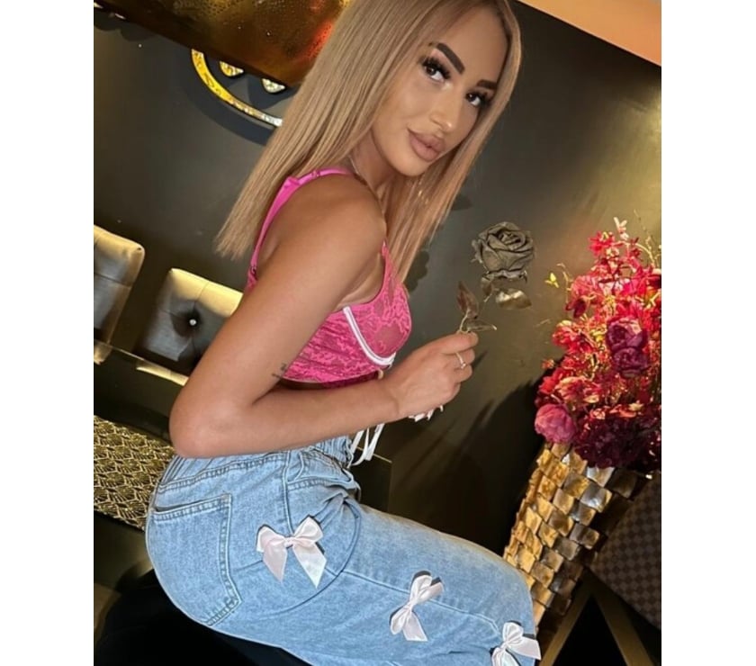 Escorts Fermanagh and Omagh Omagh - Fermanagh and Omagh - Photos for Sara the best for you tonight.