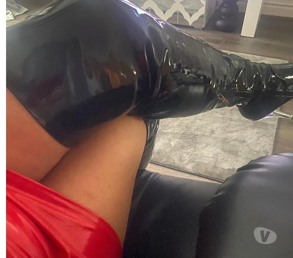 Escorts Greater Manchester Oldham - Photos for Amy out call only