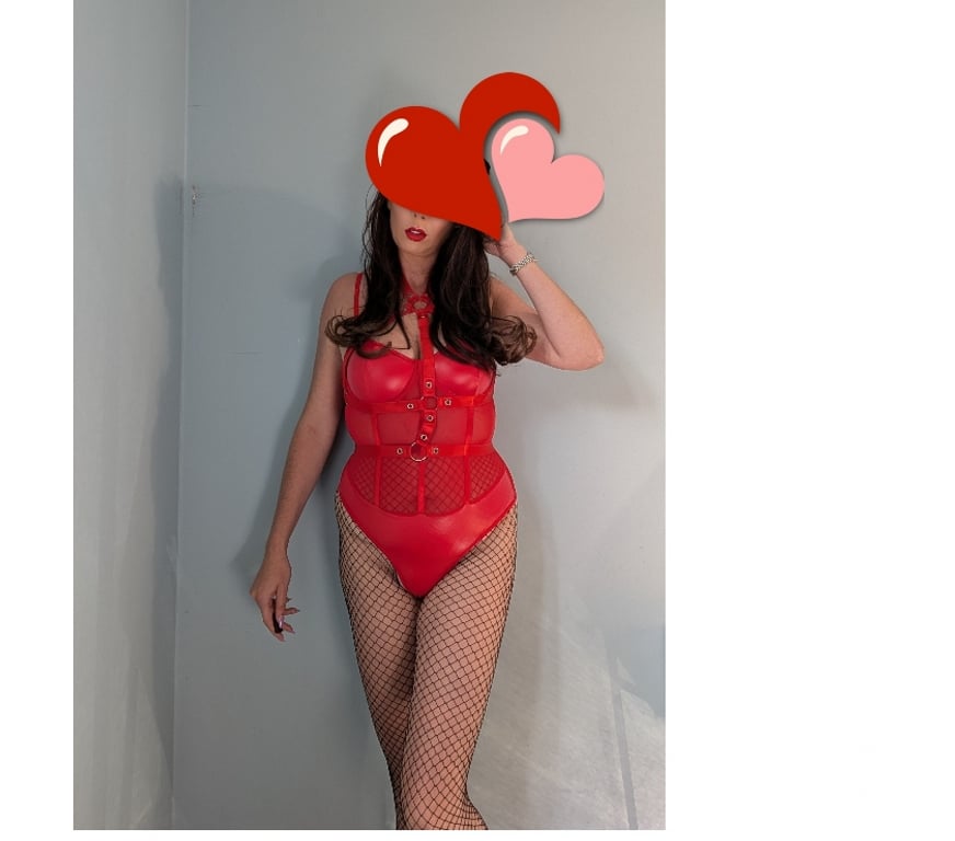 Escorts Merseyside Sefton - Photos for Sexy Scouse sub - available for GFE north Liverpool