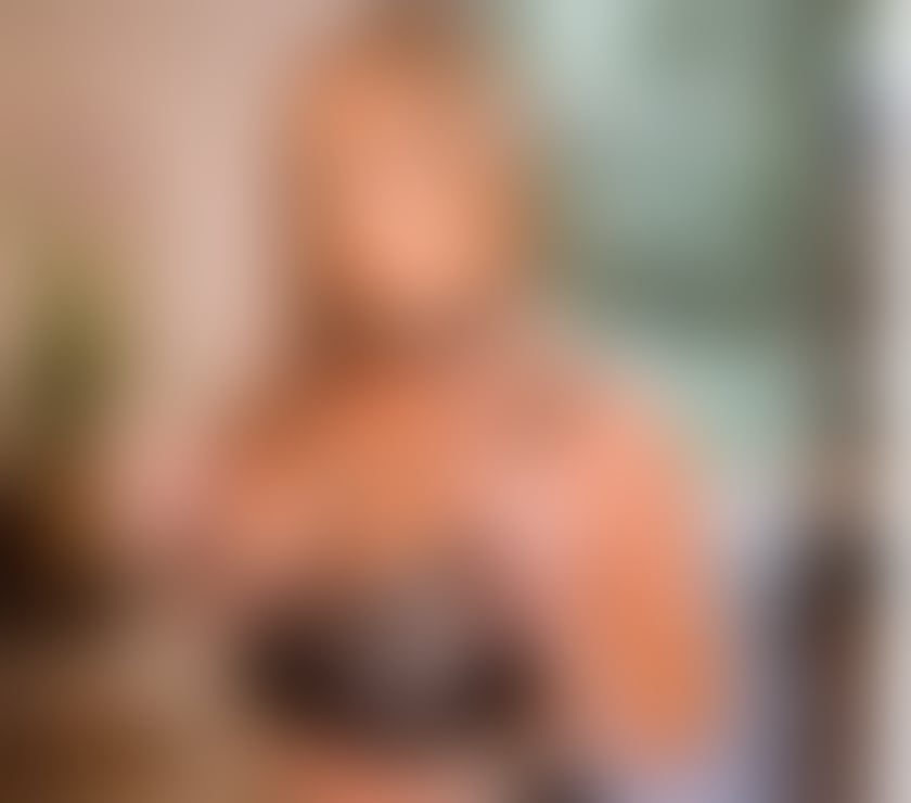Escorts East London Havering - Photos for Sexy Blondy In Romford