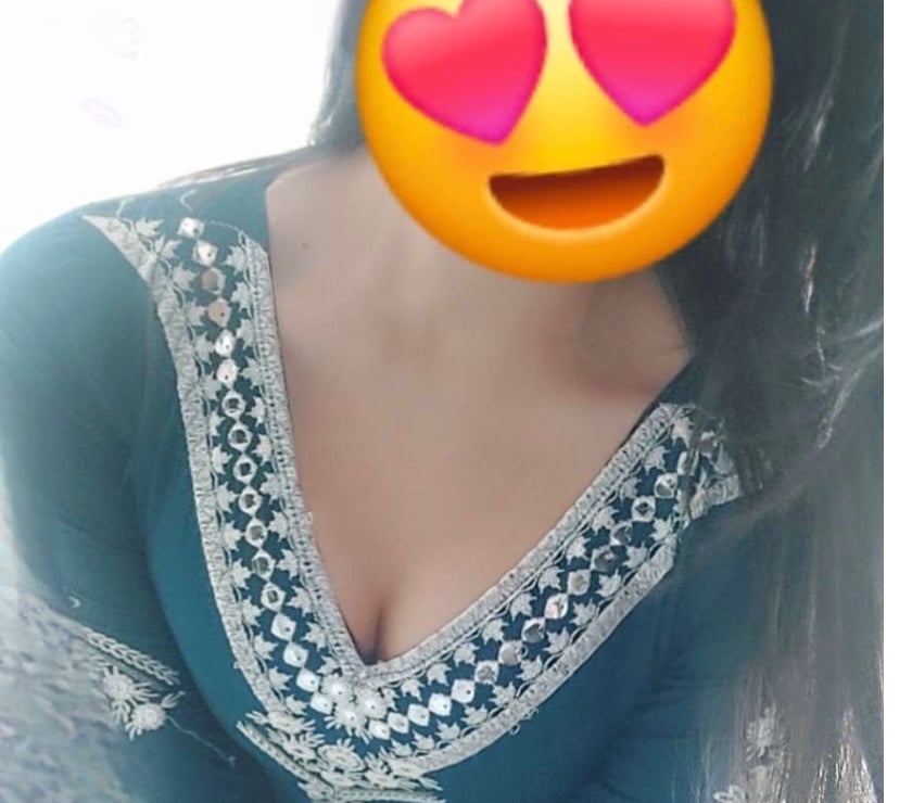 Escorts Birmingham City Centre Birmingham - Photos for AISHA Real 🇵🇰