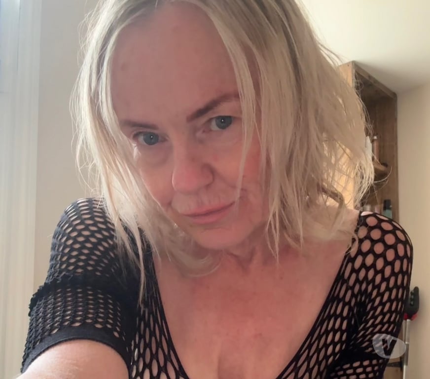 Adult Entertainment Greater Manchester Manchester - Photos for Naughty Cougar at your service XXX
