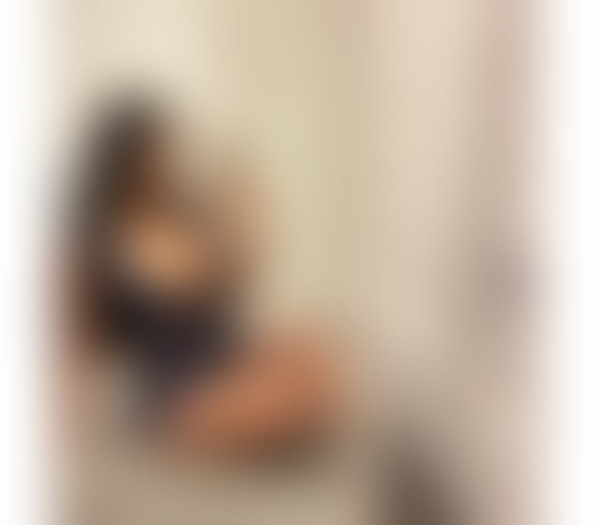 Photos for Hi I’m Caterina party girl and very hot 🫦🫦🔥