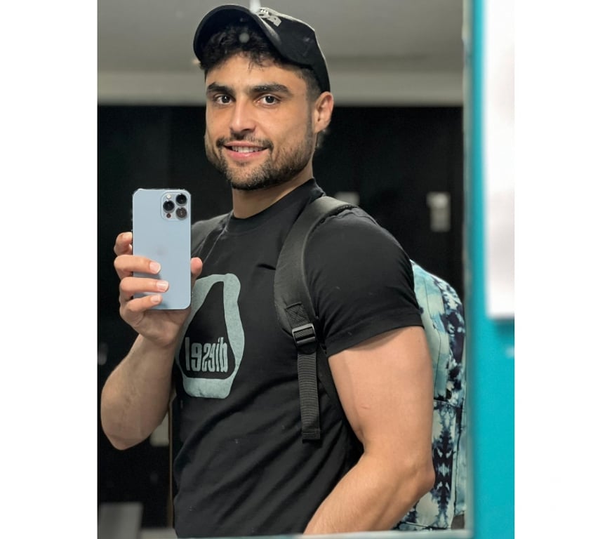  Gay massage Merseyside Liverpool - Photos for masseur, escort and good company