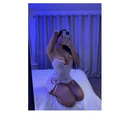 Escorts Gloucester City Centre Gloucester - Photos for Baby brunette x😜 hot x available now !