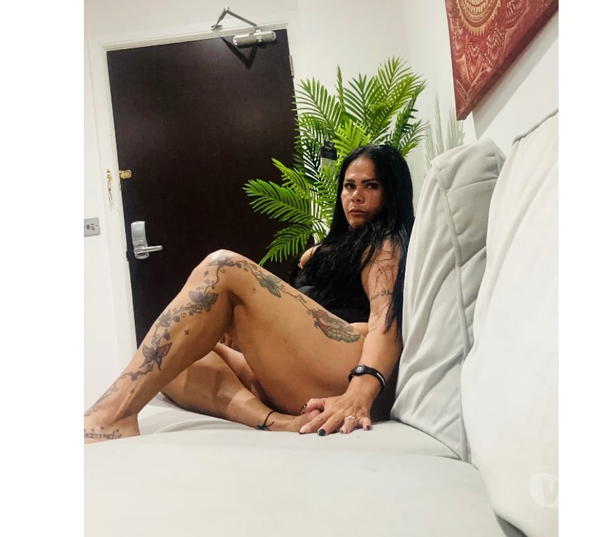 Escorts Bedfordshire Luton - Photos for AMAZING BRUNETTE🫦 CHUBBY💋PARTY GIRL💋00%REAL