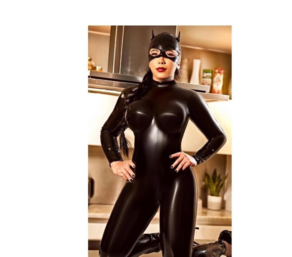 Escorts Windsor and Maidenhead Windsor Castle - Windsor and Maidenhead - Photos for mistress Meduza BDSM Latex.PVC.Ws. Feet
