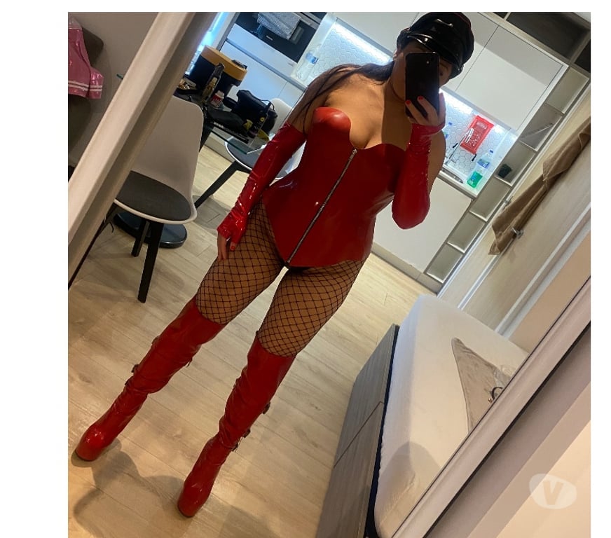 Escorts Windsor and Maidenhead Windsor Castle - Windsor and Maidenhead - Photos for mistress Meduza BDSM Latex.PVC.Ws. Feet