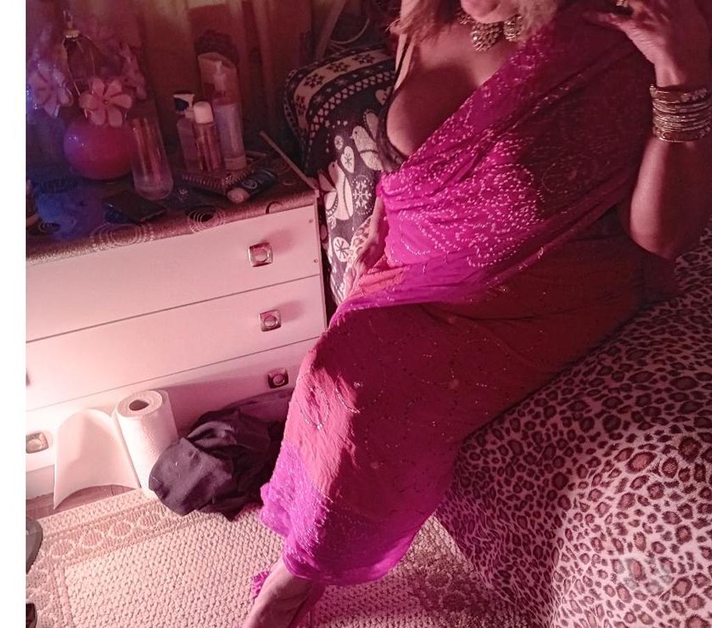 Escorts South West London Richmond upon Thames - Photos for INDIAN SRILANKAN ⭐️⭐️⭐️⭐️⭐️😘