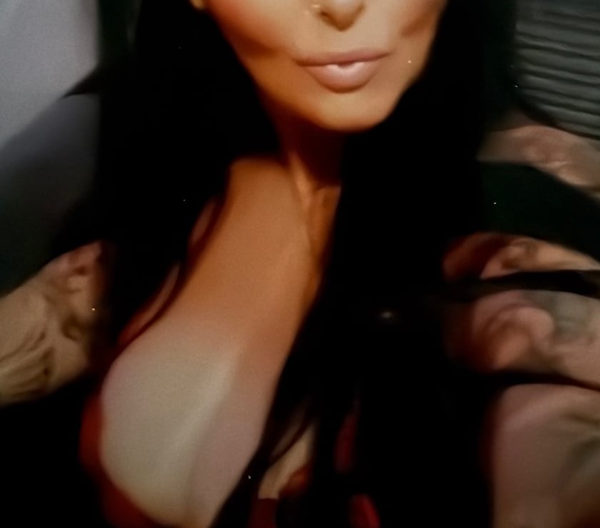 Nottingham City Centre - Nottingham — full body masseuse