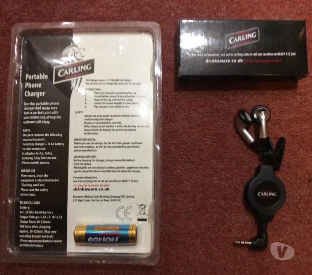 Mobile Phones West London Yeading - West London - Photos for PORTABLE MOBILE PHONE POWER BANK AND WIRED EARPHONES.