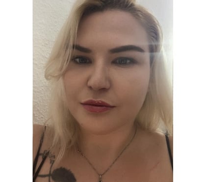 Photos for English Party Girl Available For Incall & Outcall