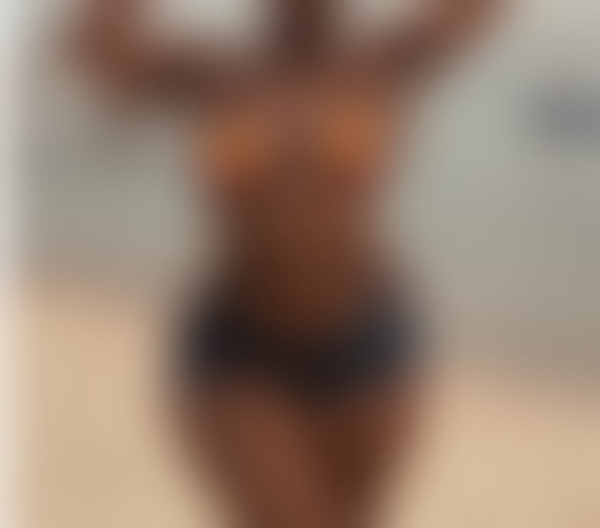 Escorts West Northamptonshire Northampton - West Northamptonshire - Photos for 💎 Mirror -A Curvy Reflection of Pure Desire 💎