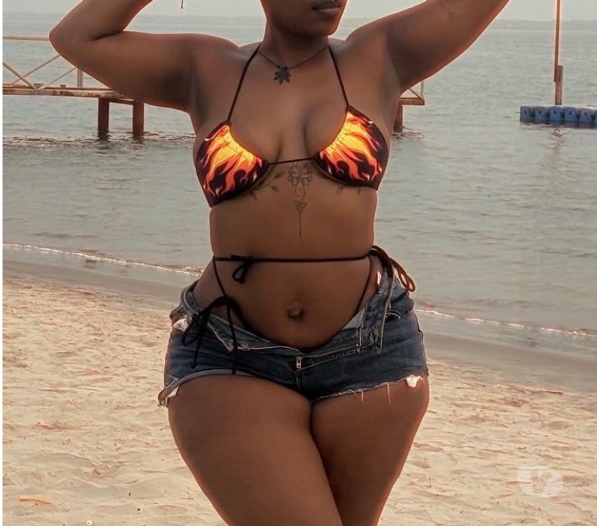Escorts West Northamptonshire Northampton - West Northamptonshire - Photos for 💎 Mirror -A Curvy Reflection of Pure Desire 💎