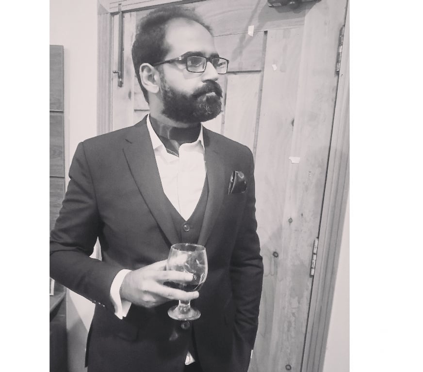 Escorts Central London Charing Cross - Central London - Photos for Ayurvedic Massage & Males escort service