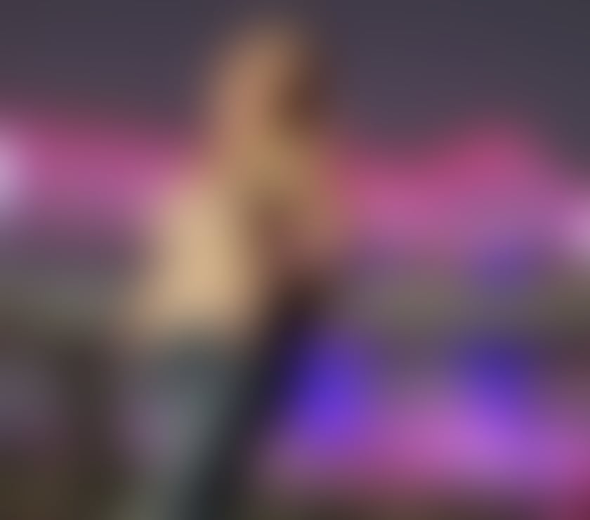 Escorts Nottinghamshire Nottingham - Photos for RAQUEL & LEE GENUINE COUPLE. SHARE LEE'S GREEDY WIFE