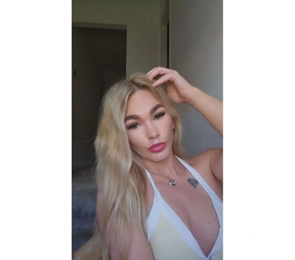 Adult Entertainment Manchester City Centre Manchester - Photos for american girl on now message me for the fun 07498196578