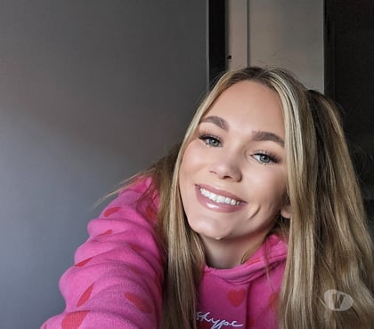 Photos for Let this cute American girl be your Christmas secret (;