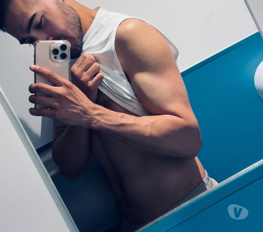 Gay massage Greater Manchester Stockport - Photos for Camilo. Colombia 🇨🇴 (💬 07899 031585)