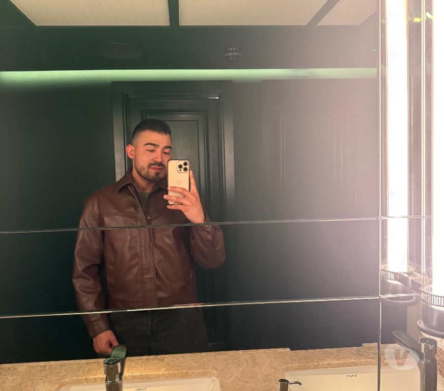  Gay massage West London White City - West London - Photos for Camilo. Colombia 🇨🇴 (💬 07899 031585)