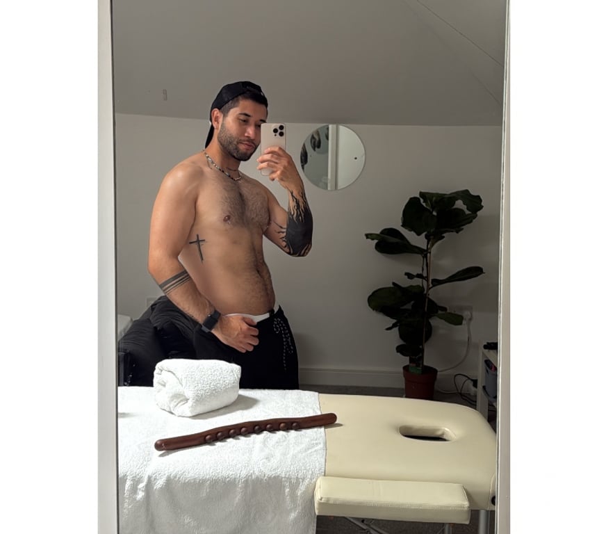  Gay massage West Midlands Birmingham - Photos for Massage and more with Colombian boy 😉🔥💬 07351736785
