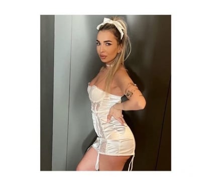 Escorts and Massages Belfast City Centre (South) Belfast - Photos for HOT MOMENTS WITH ANTONIA🔞👅💯PLAYFUL 🔴