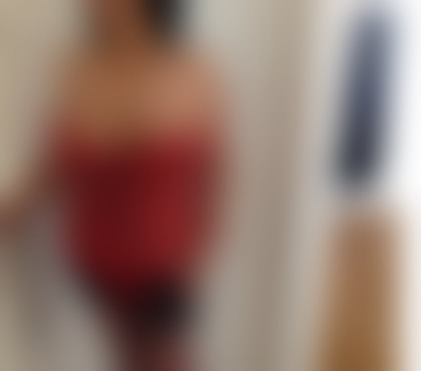 Escorts Bangor Gwynedd - Photos for Mature busty Caribbean lady in Bangor today