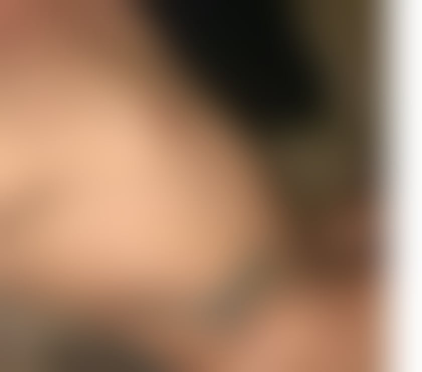 Gay massage West Yorkshire Leeds - Photos for Petite blonde, professional escort WhatsApp me 07802630740