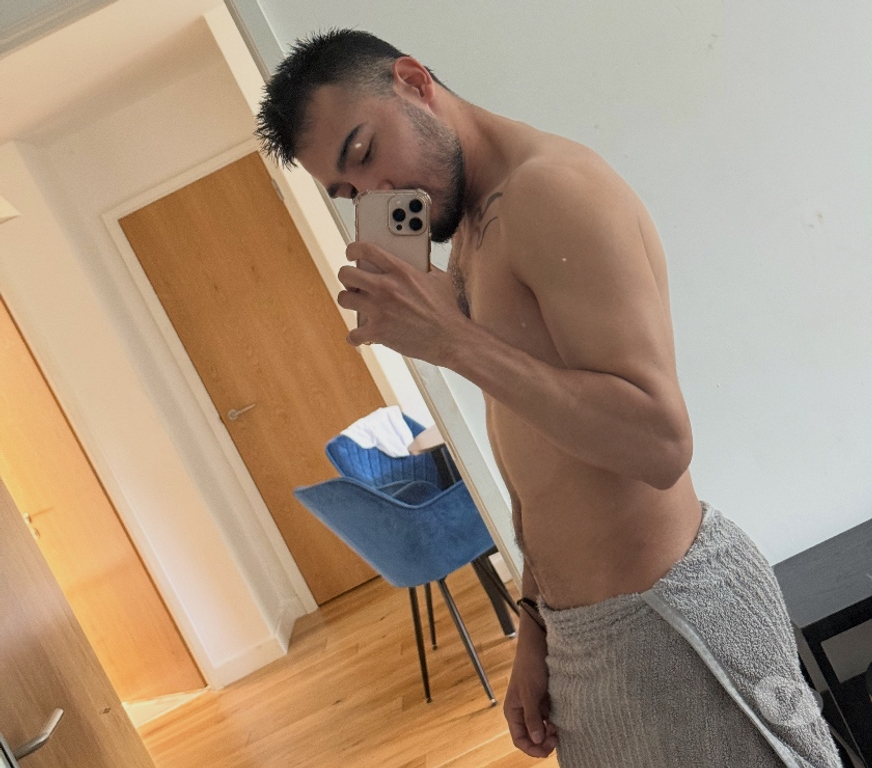  Gay massage Essex Basildon - Photos for Camilo available 24 hours