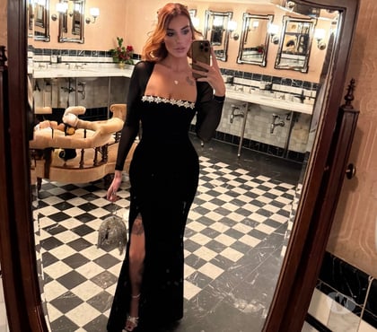 Photos for Cute British ginger girl next door 🖤