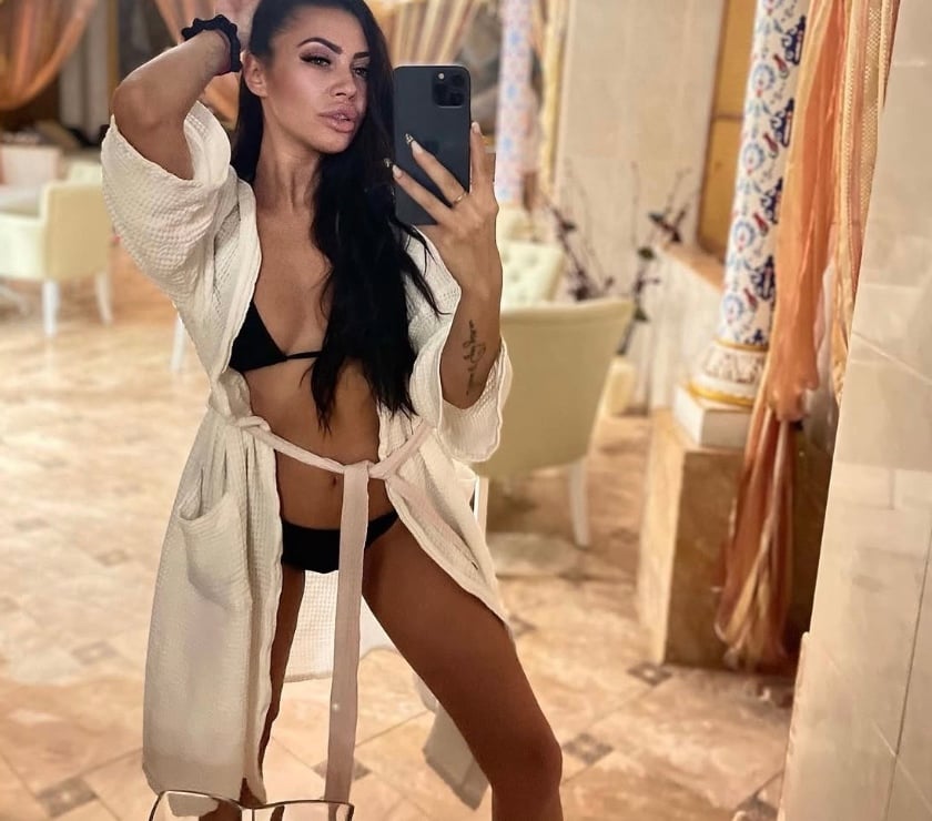Escorts Essex Basildon - Photos for Your Secret Obsession