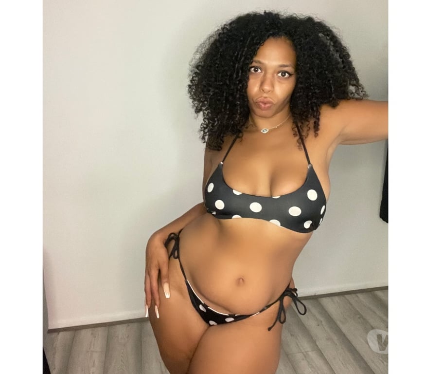 Escorts East London Mile End Station - East London - Photos for Thick Curvy Candy