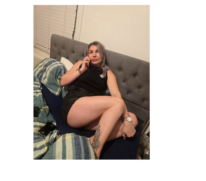 Escorts East London East Ham - East London - Photos for Ella GFE !😍 Party girl !💛💚🧡