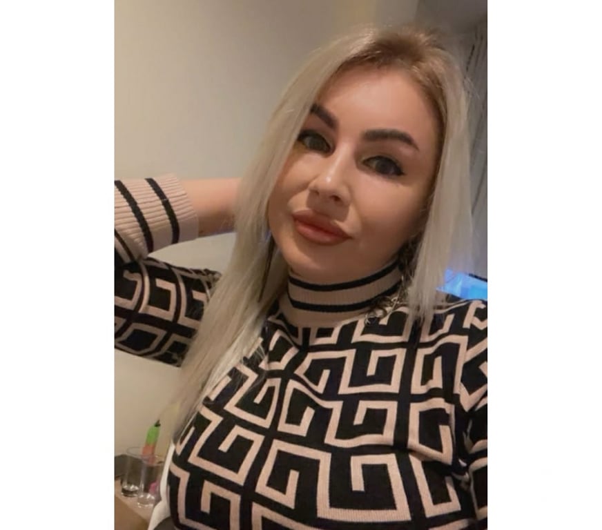 Escorts East London East Ham - East London - Photos for Ella GFE !😍 Party girl !💛💚🧡